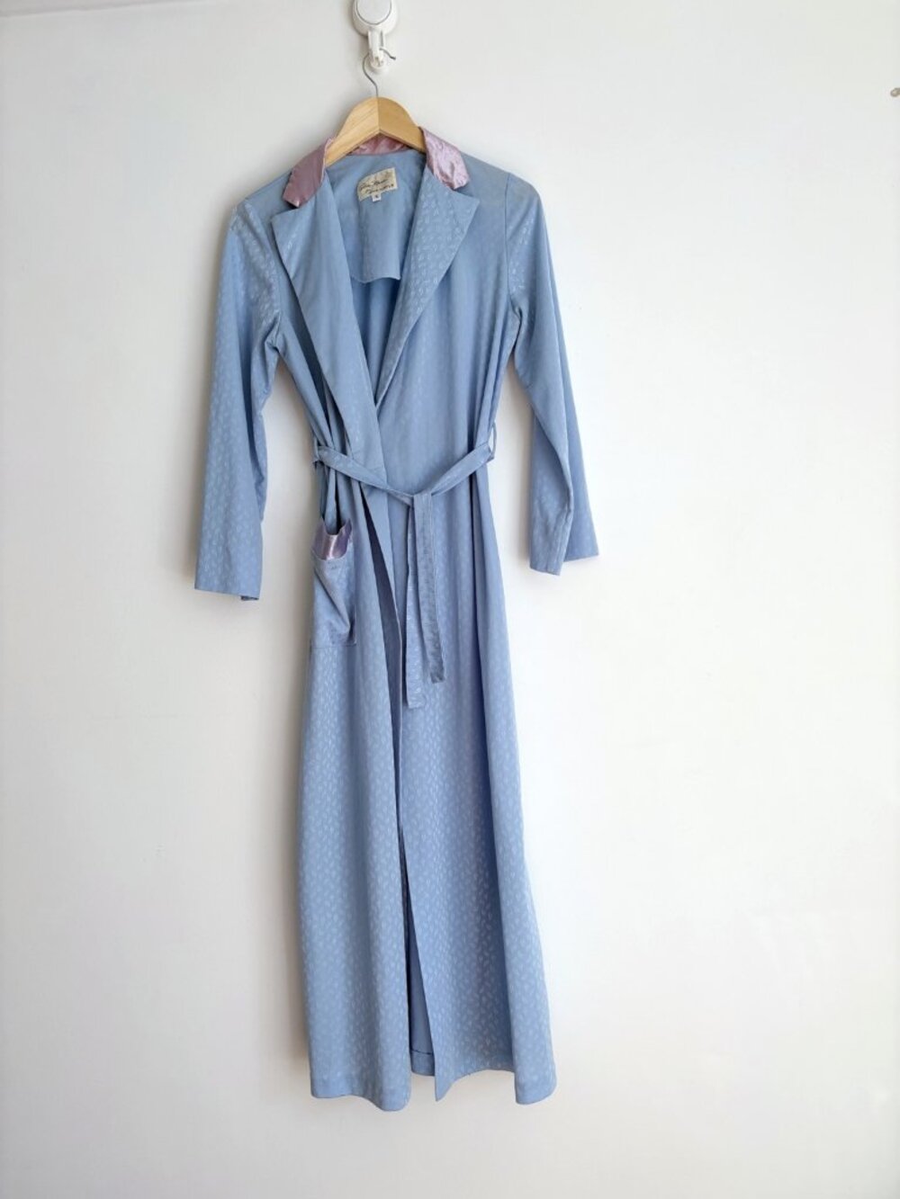 Vintage Gilda Maria Powder Old Hollywood Blue Mauve Satin Trim Belted Robe S